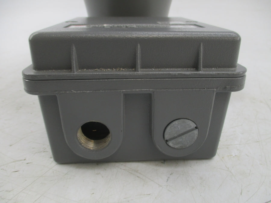 INDUSTRIAL SPARE PART 300GC SER. D 120VAC 0.25A NSNP