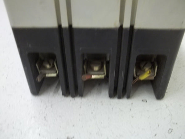 CHALLENGER CE3020 CIRCUIT BREAKER UNMP