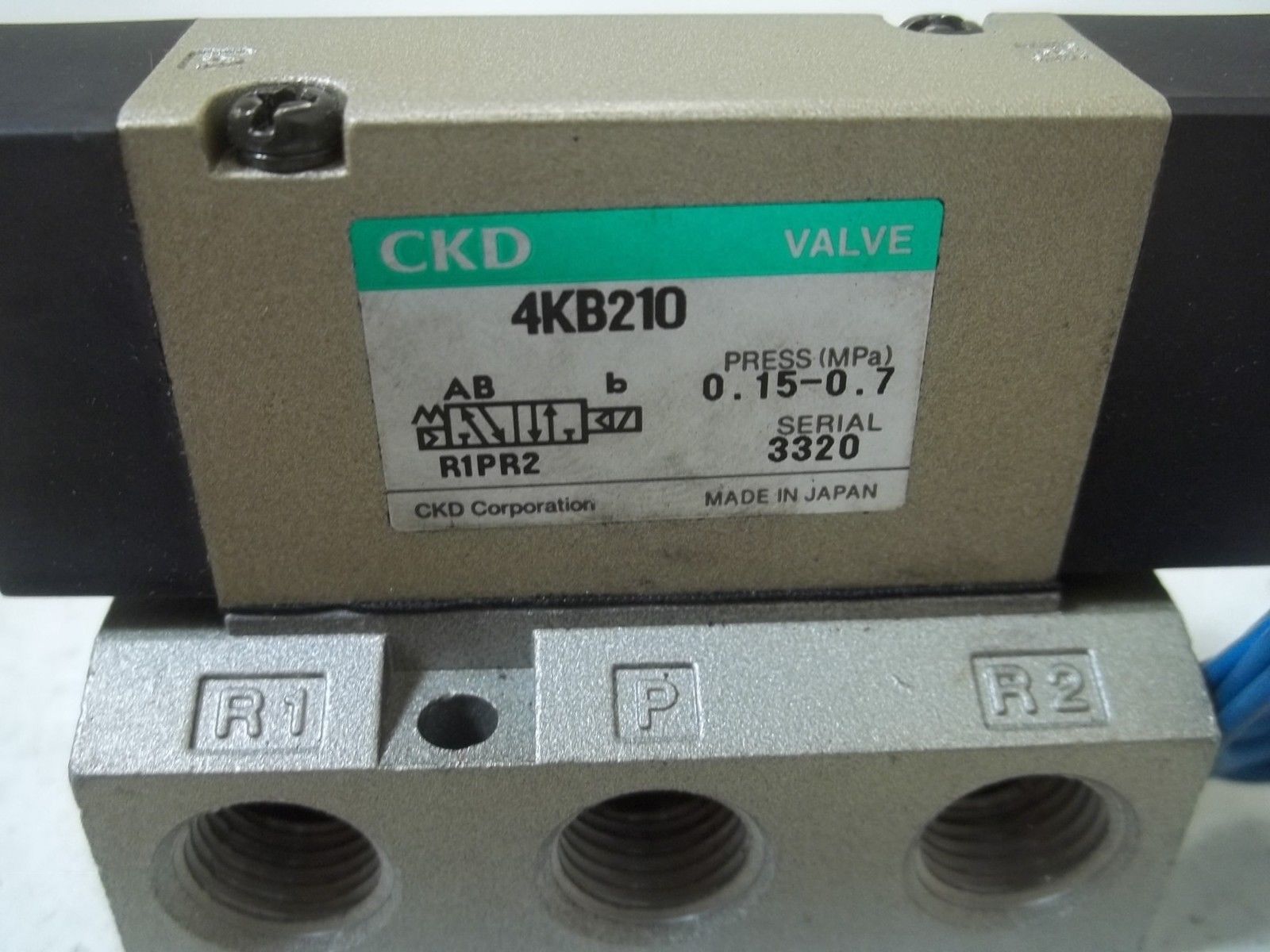CKD CORPORATION 4KB210 PNEUMATIC VALVE UNMP