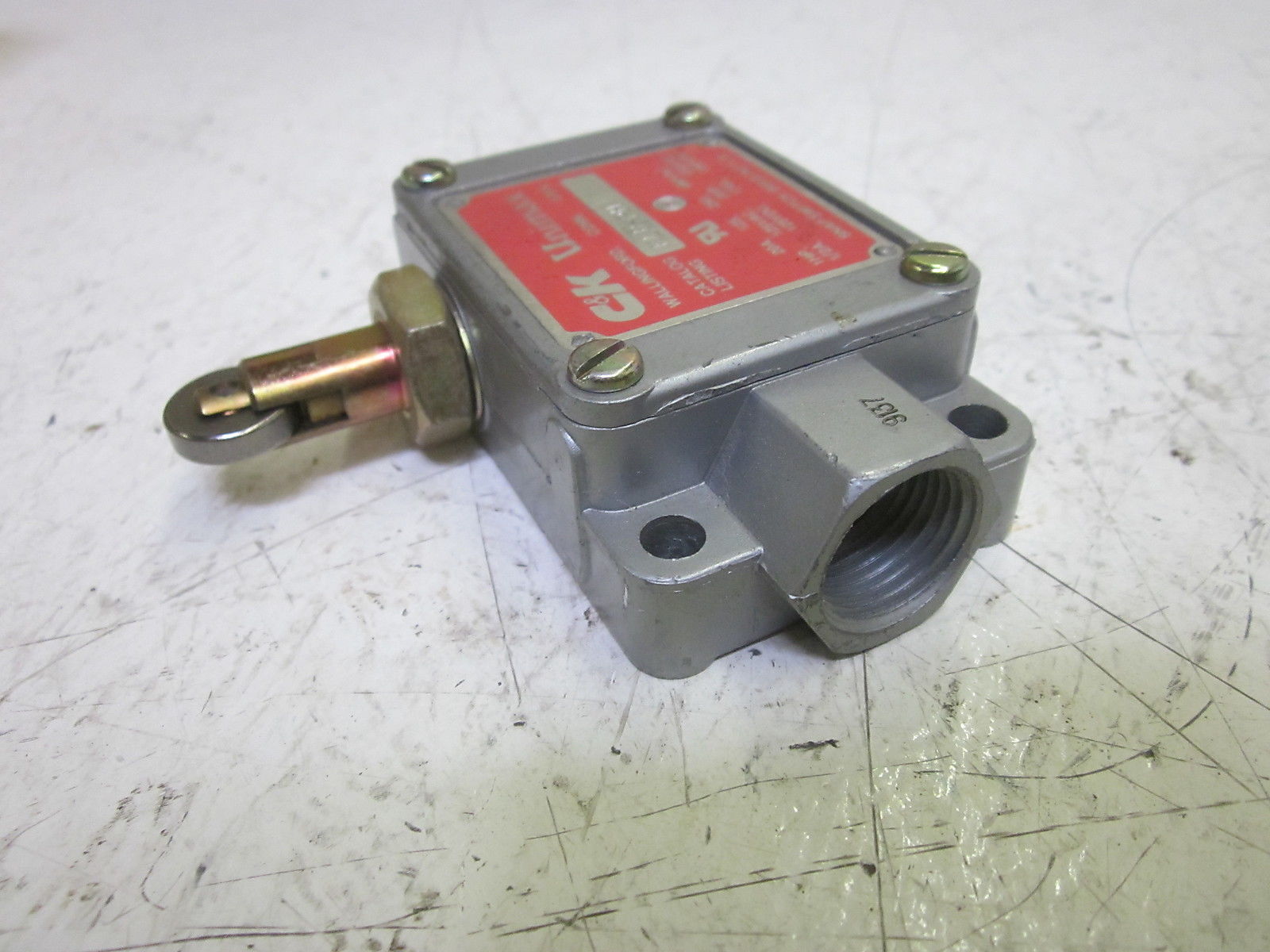 C&K UNIMAX KLR-RH LIMIT SWITCH 250V UNMP