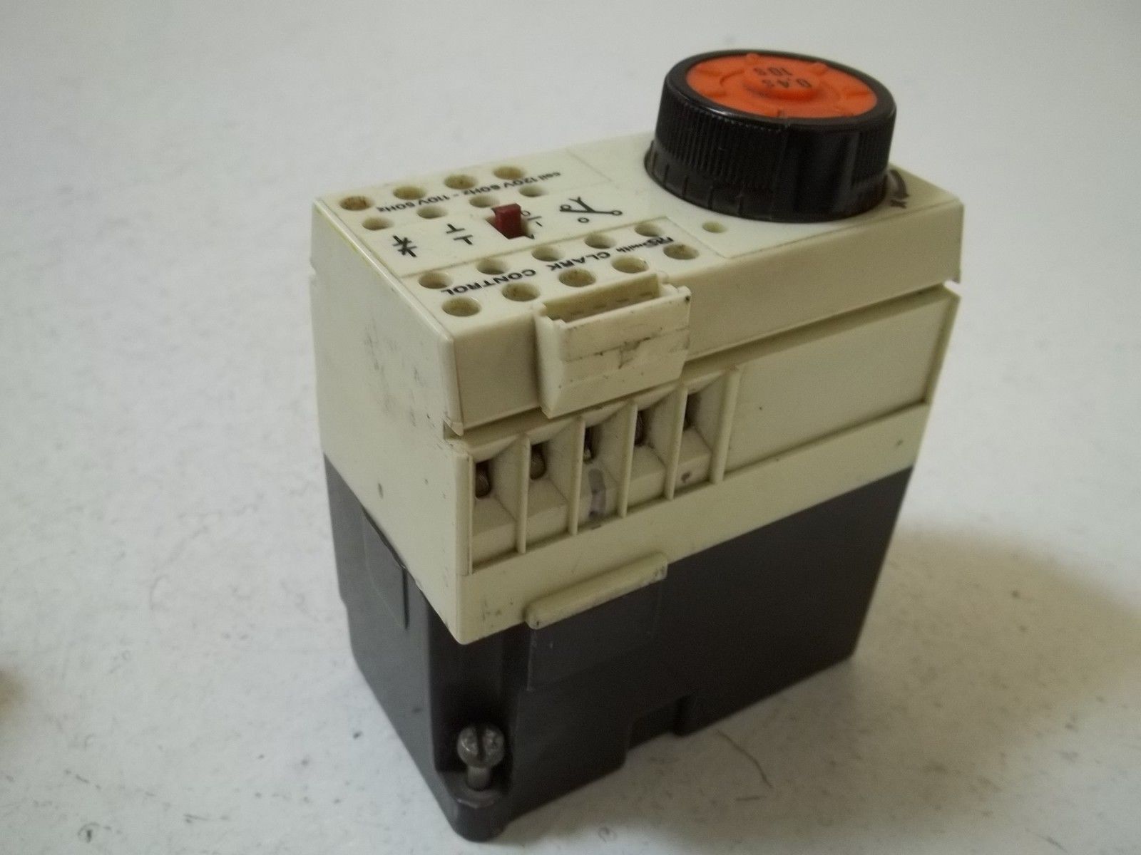 CLARK CONTROL 2T11-76 TYPE SMT  RELAY UNMP