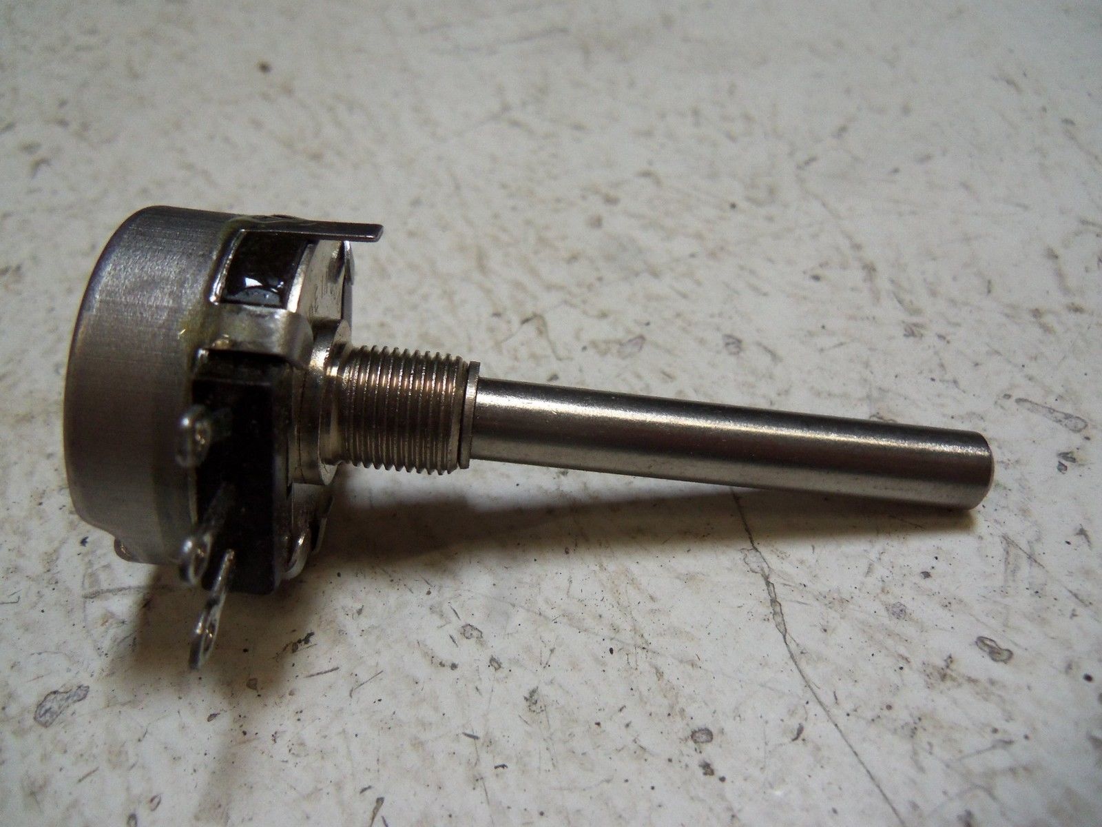 CLAROSTAT 380C1 POTENTIOMETER 1 MEG NSMP