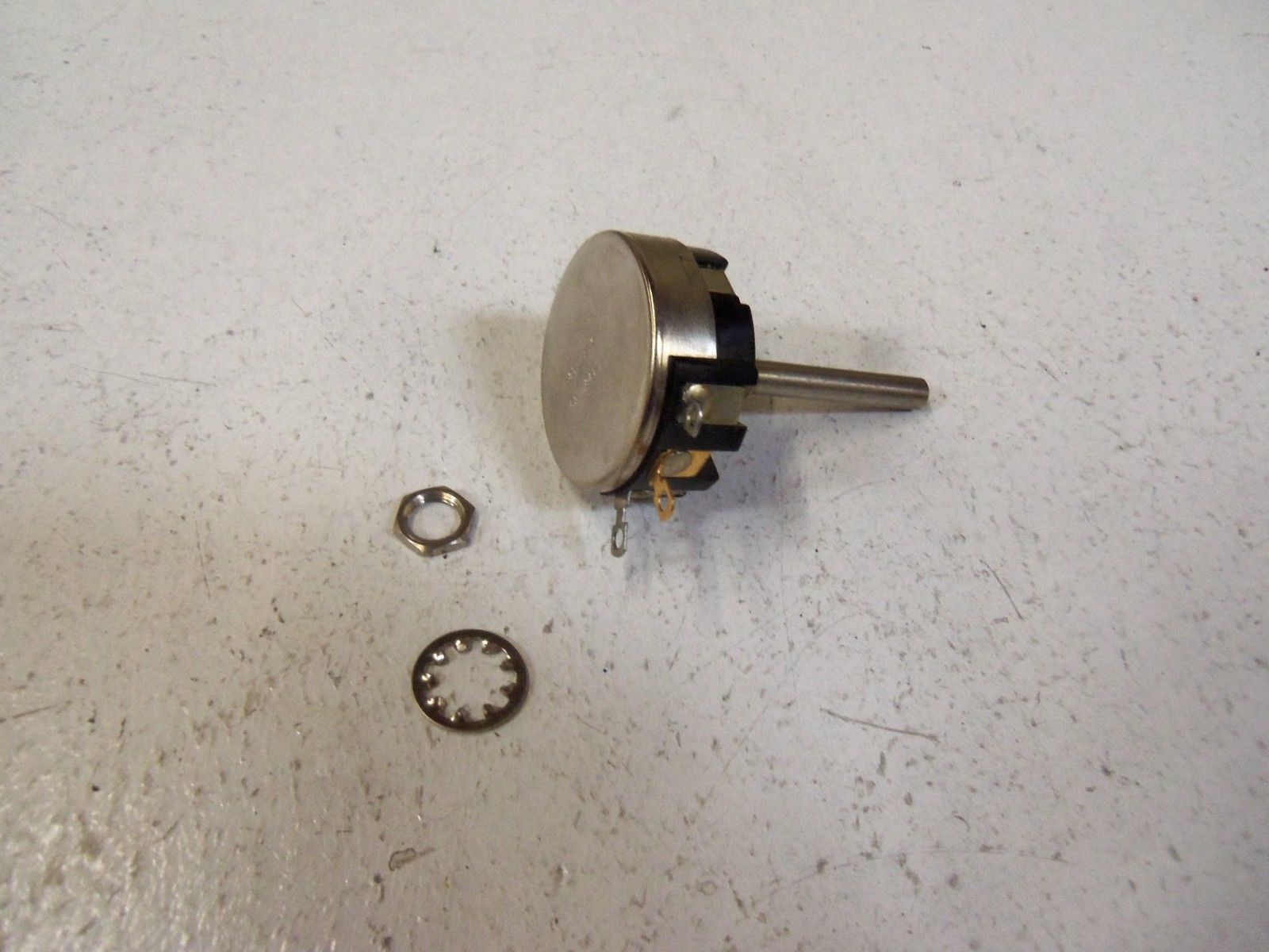 CLAROSTAT POTENTIOMETER 58C120K 4 WATT (BLACK BOX) NSMP