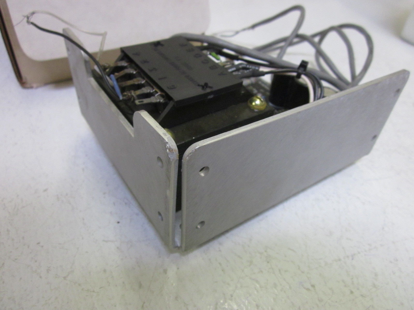 CONDOR HC48-1-AT 240V UNMP