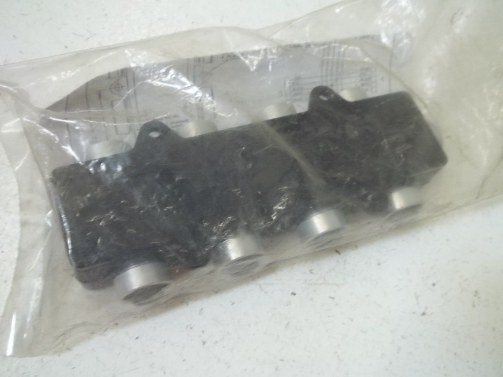 COOPER 5000111-951 MINI LINE DEVICENET TAP BOX *NEW IN FACTORY BAG*