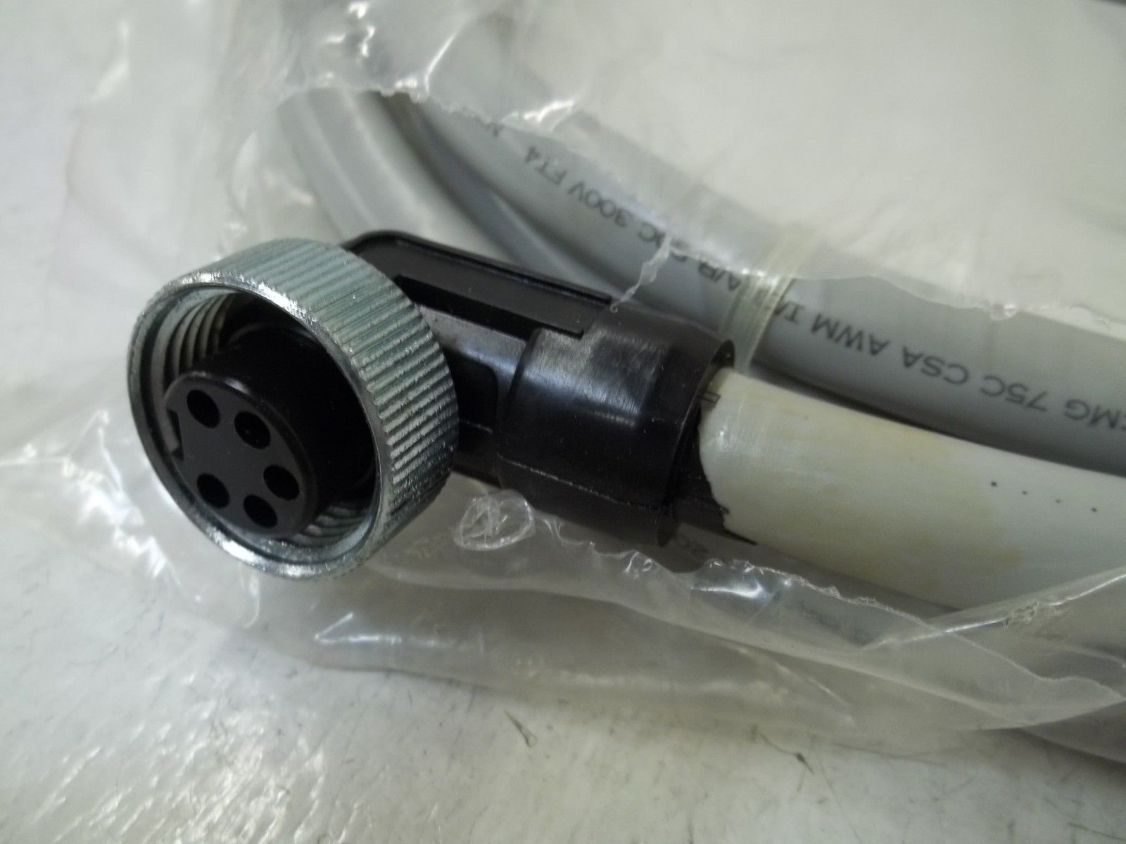 COOPER  CHDN-CF-T2 CONNECTOR CABLE UNMP