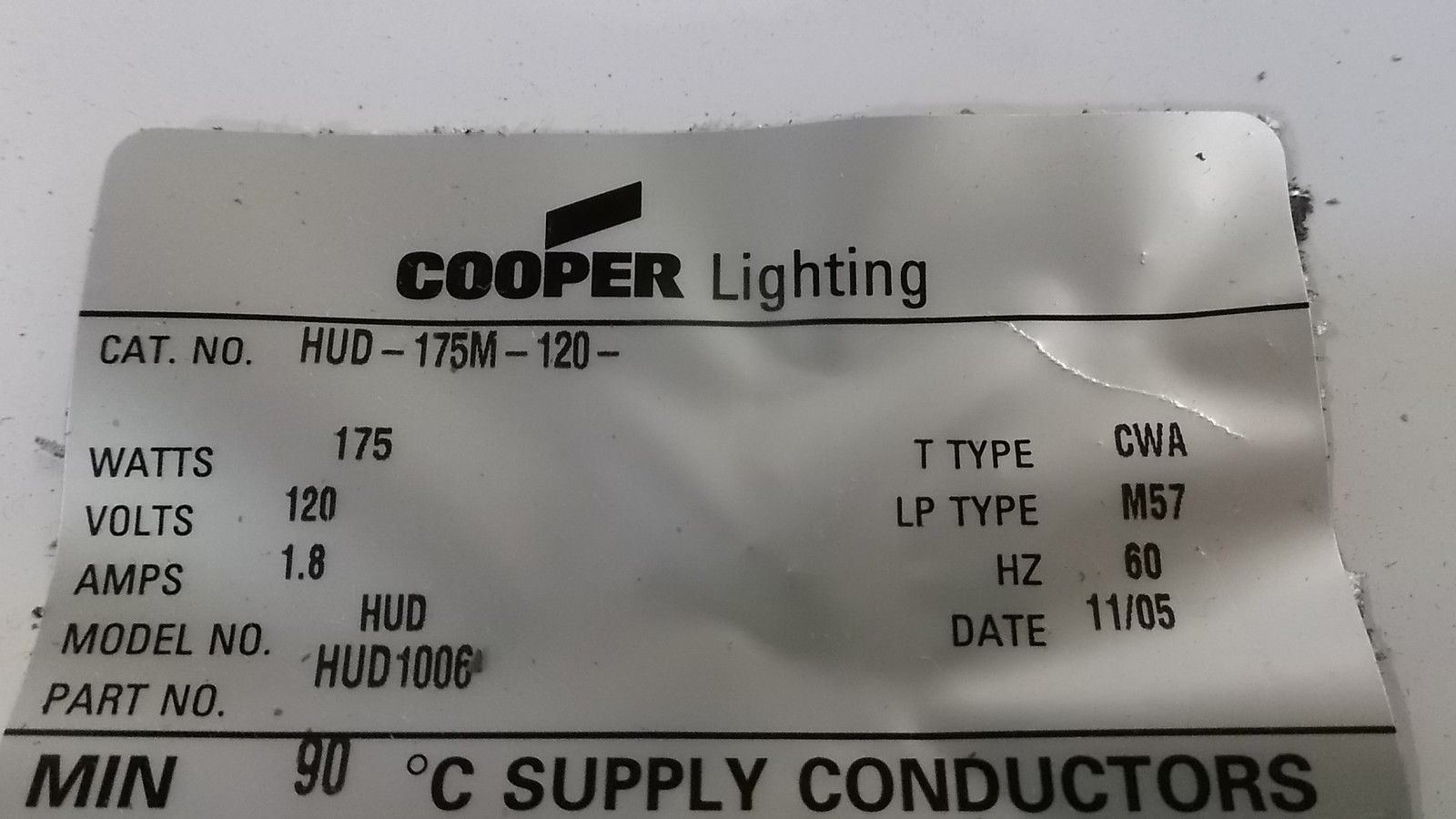 COOPER HUD-175M-120 LIGHT FIXTURE UNMP