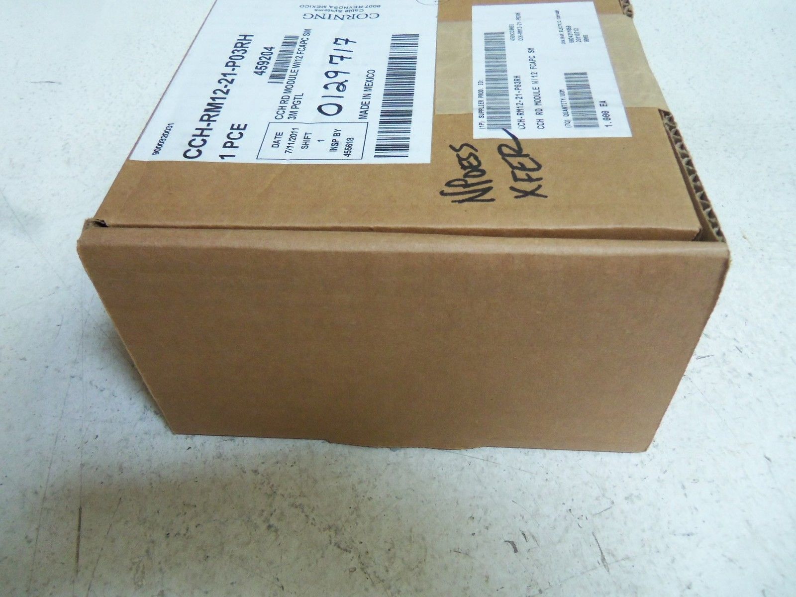 CORNING CCH-RM12-21-P03RH CONNECTOR HOUSING SEALED