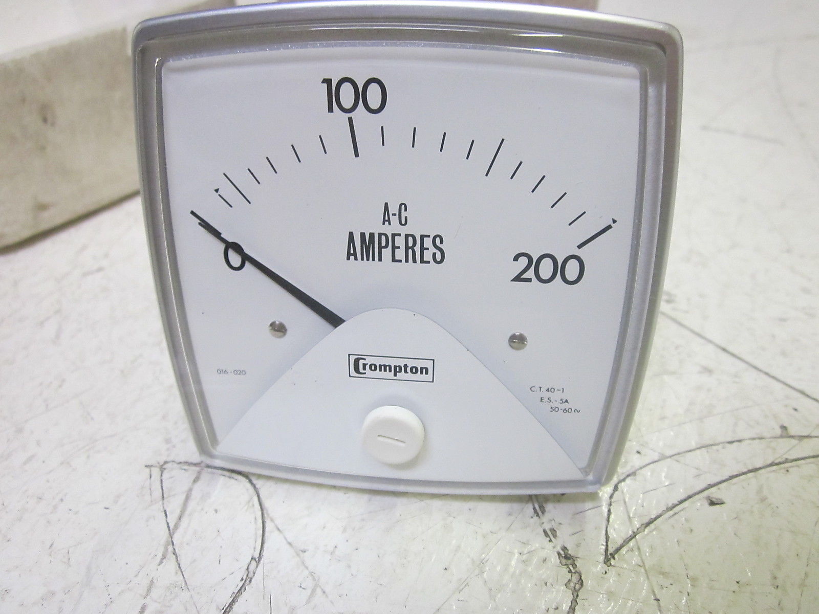 CROMPTON 5Q6703 0-200 AC AMPERES PANEL METER NSMP