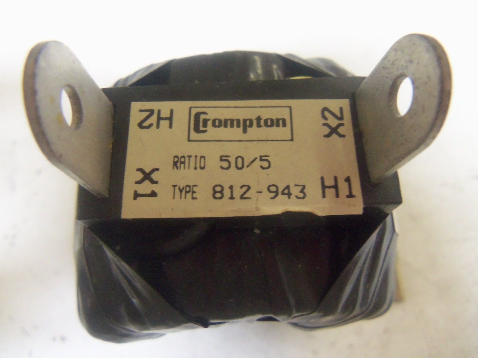 CROMPTON 812-943 CURRENT TRANSFORMER RATIO 50-5  UNMP