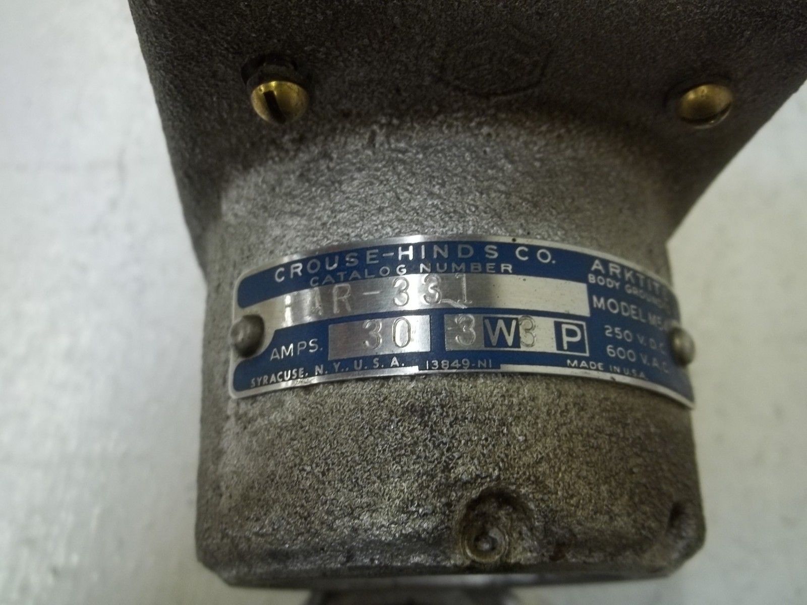 CROUSE-HINDS AR-331 UNMP