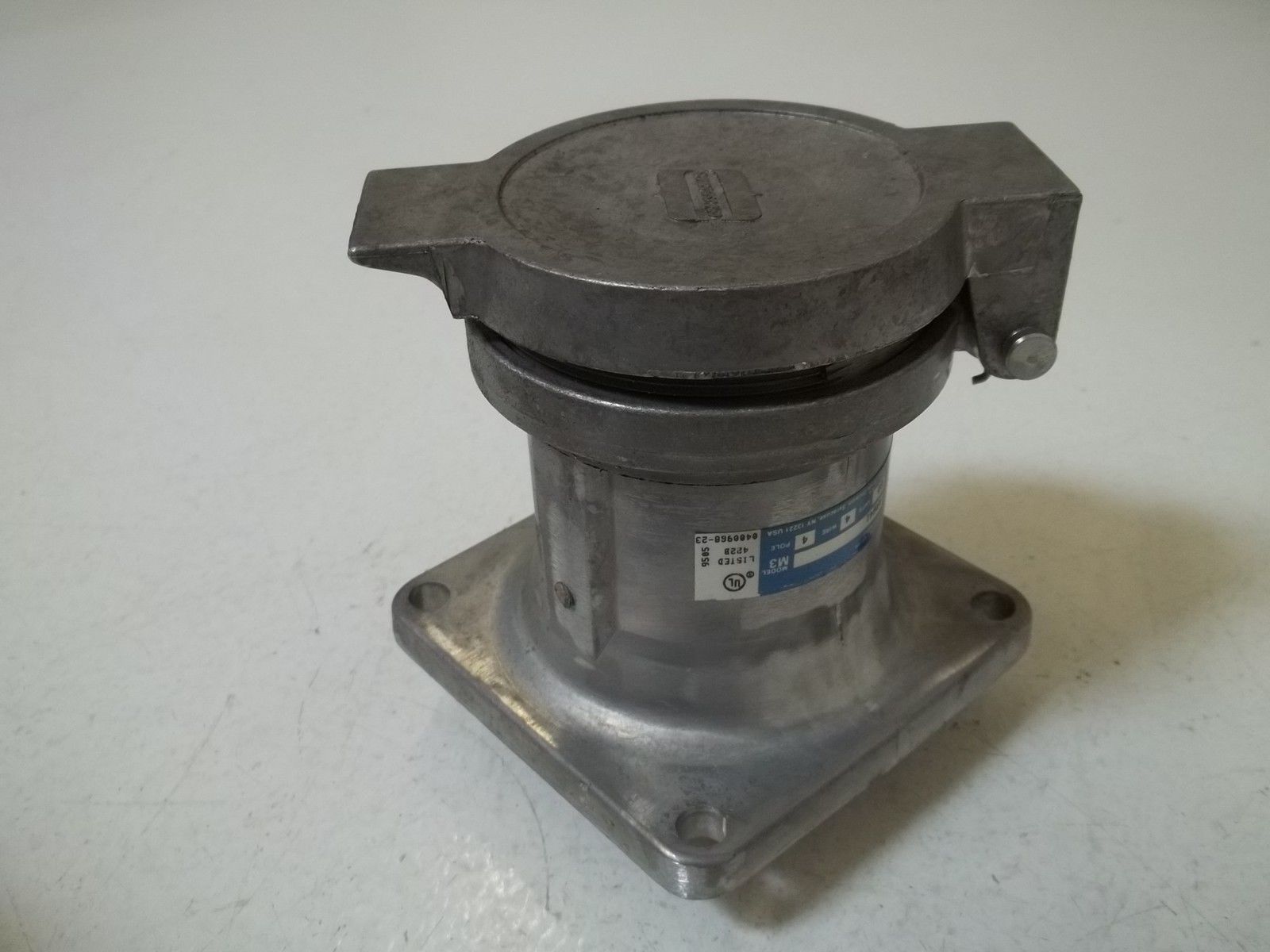 CROUSE-HINDS AR641 MODEL M3 RECEPTACLE-BODY GROUNDED  NSMP