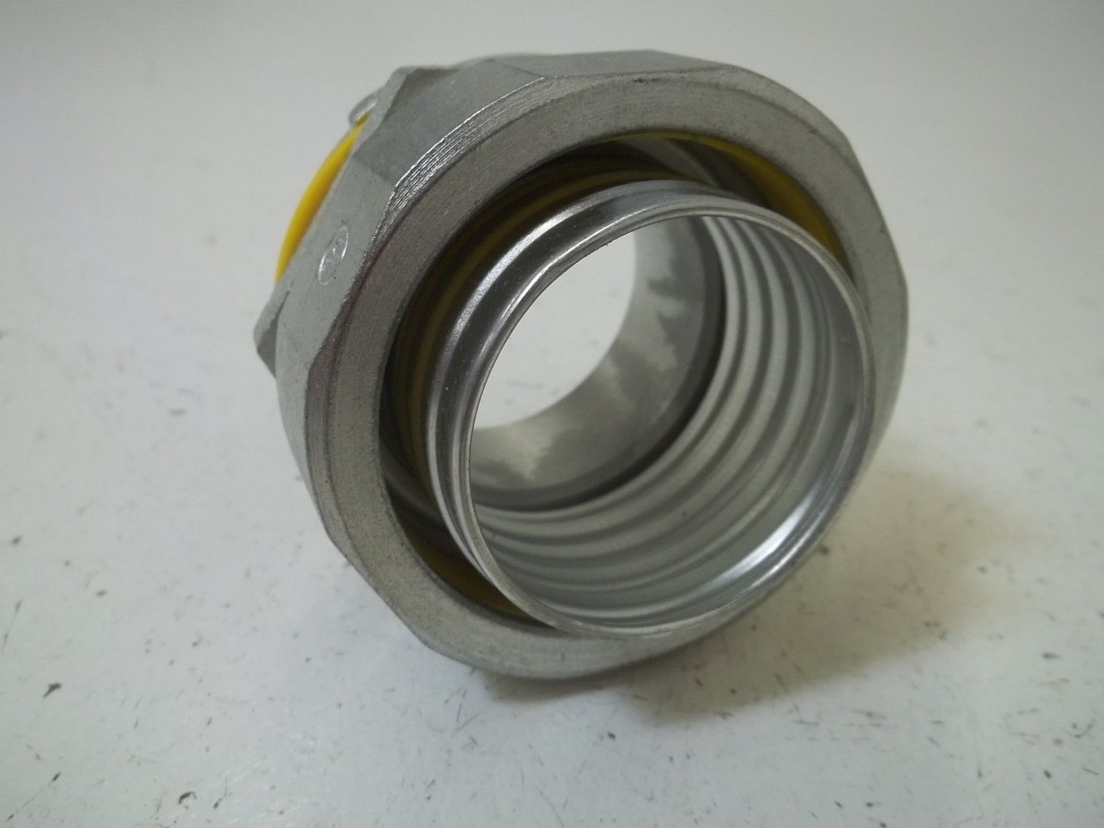 CROUSE-HINDS LT200 2" STRAIGHT MALE CONNECTOR NSMP