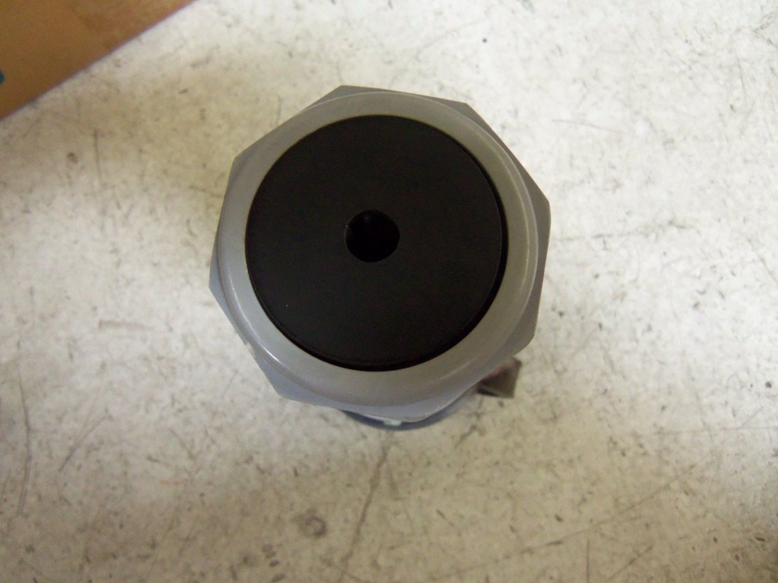 CROUSE-HINDS NPR3463 PLUG NSMP