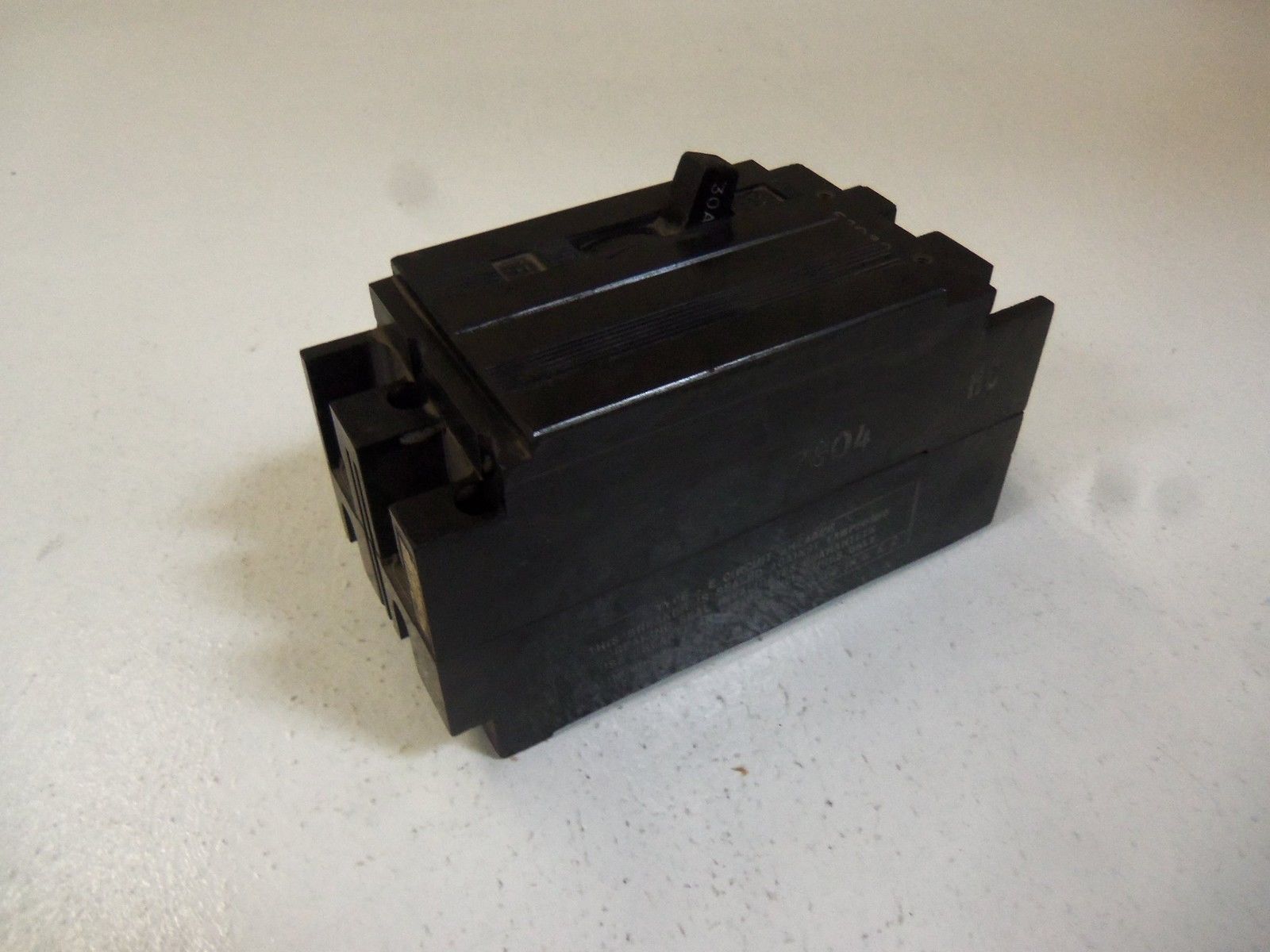 CUTLER HAMMER EHD2030L UNMP