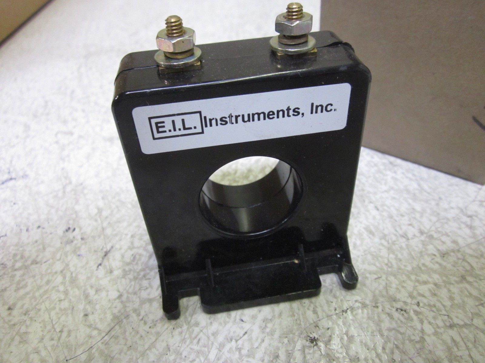 CURRENT TRANSFORMER SFT-101 RATIO 100:5 TRASFORMER  NSMP