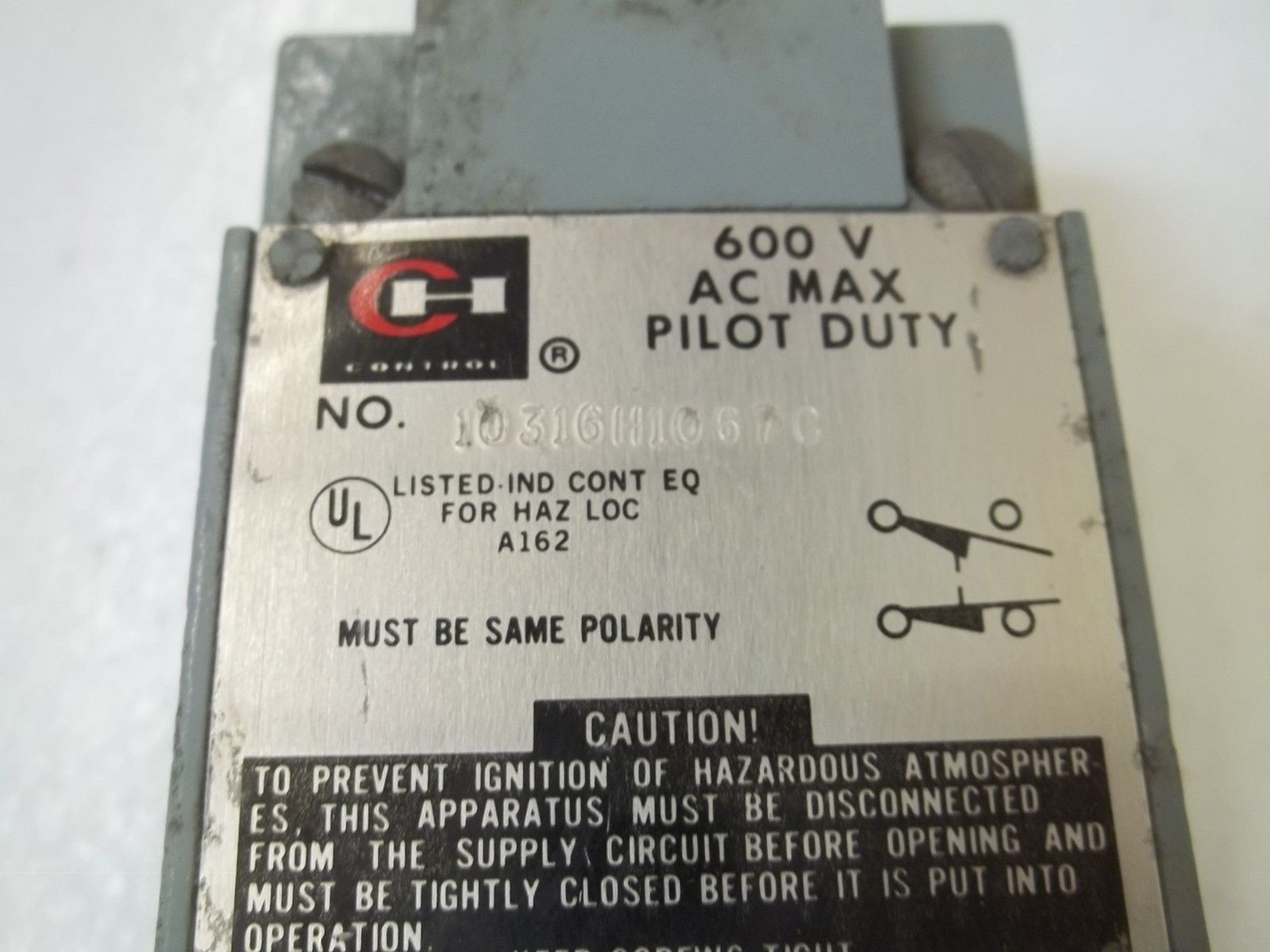 CUTLER HAMMER 10316H1067C LIMIT SWITCH UNMP