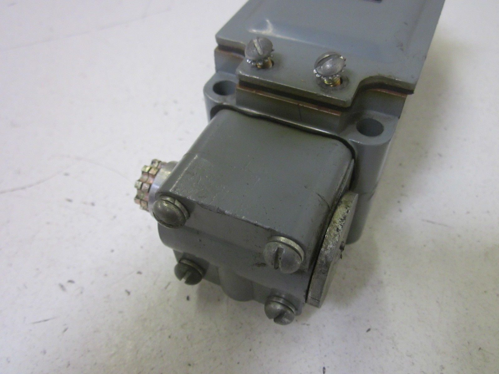 CUTLER HAMMER 10316H18D UNMP
