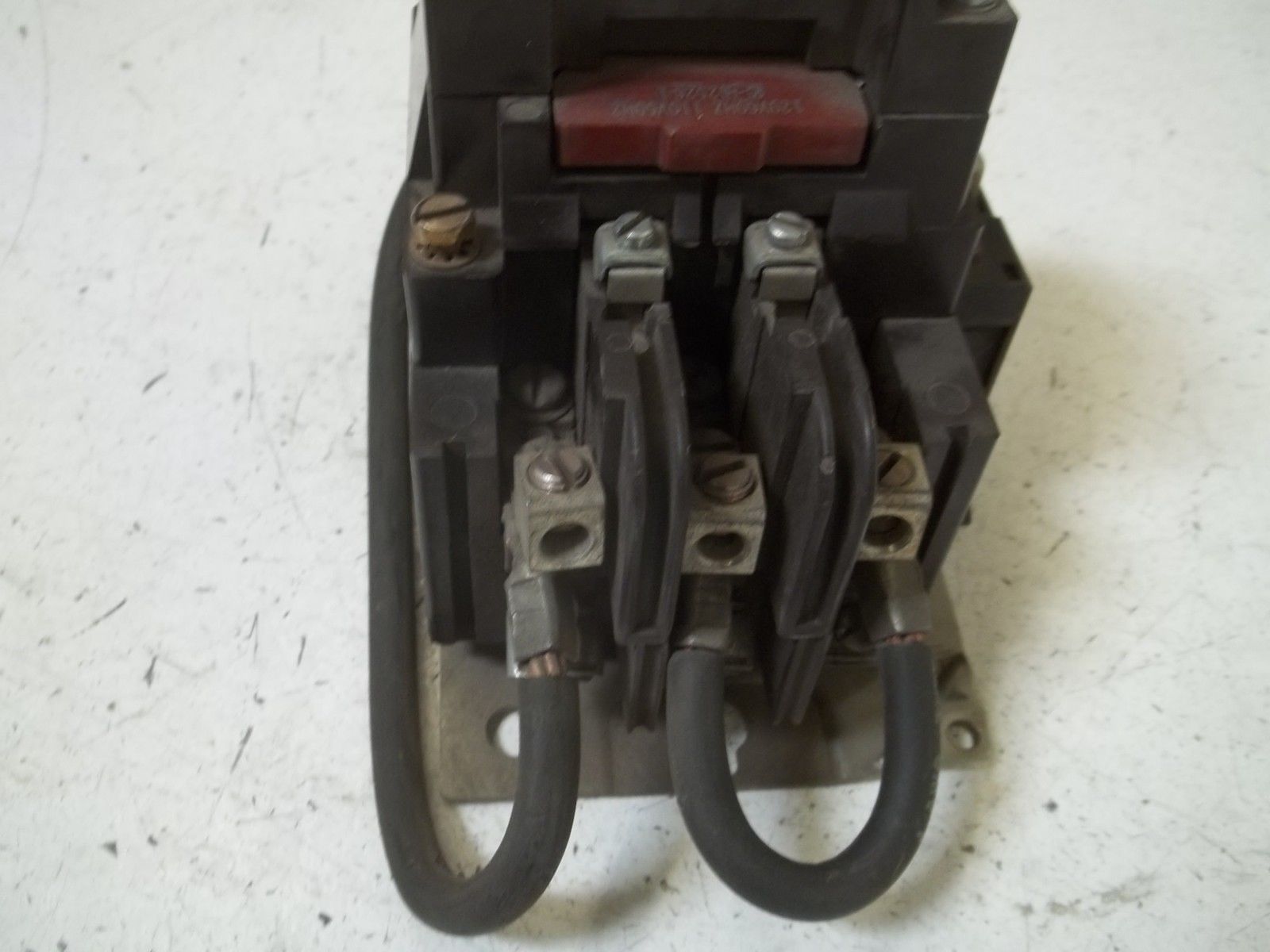 CUTLER HAMMER C10DN3 SER.B1 CONTACTOR 120V UNMP