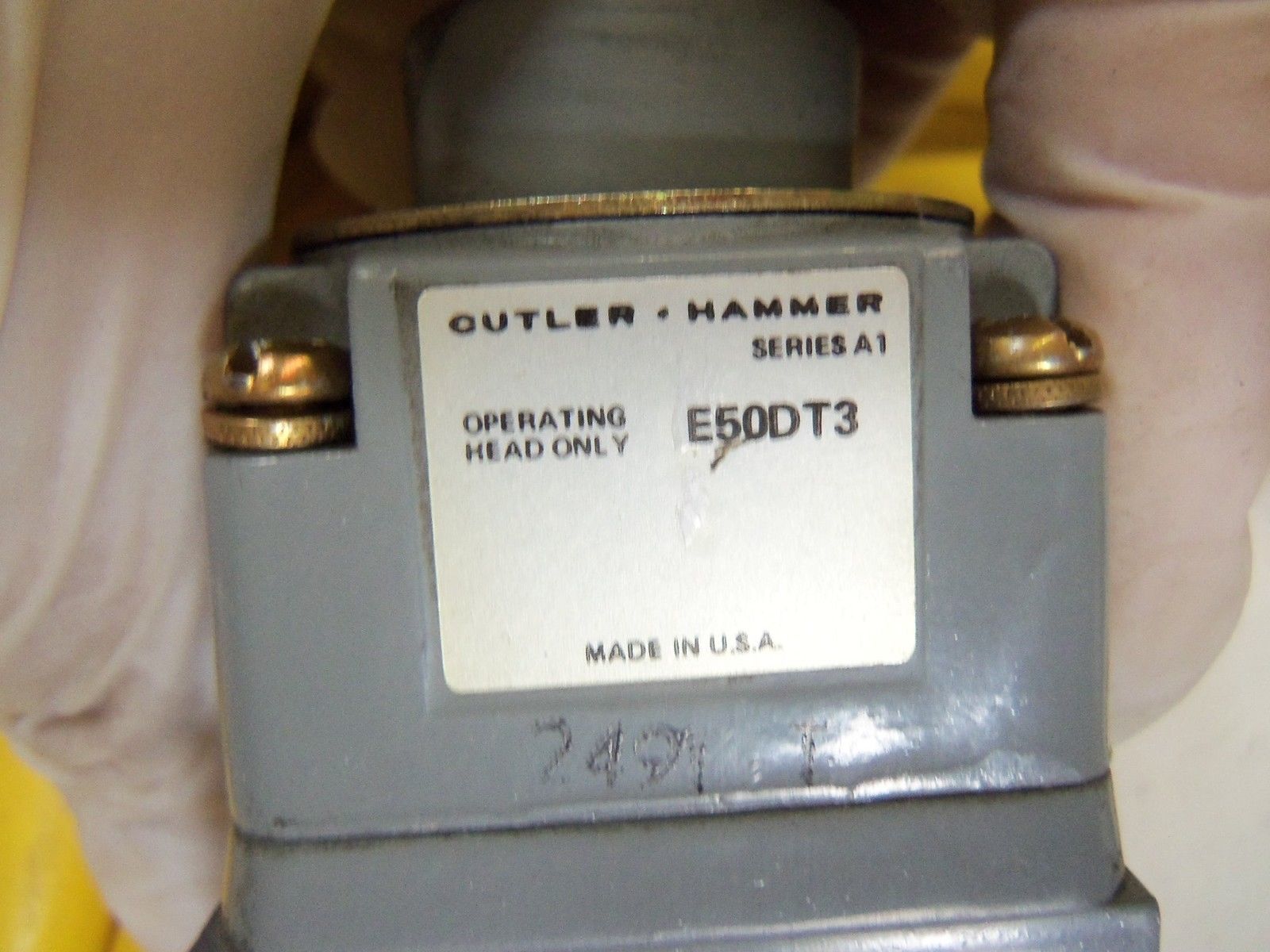 CUTLER HAMMER E50SA6P W/ E50DT3 *USED*
