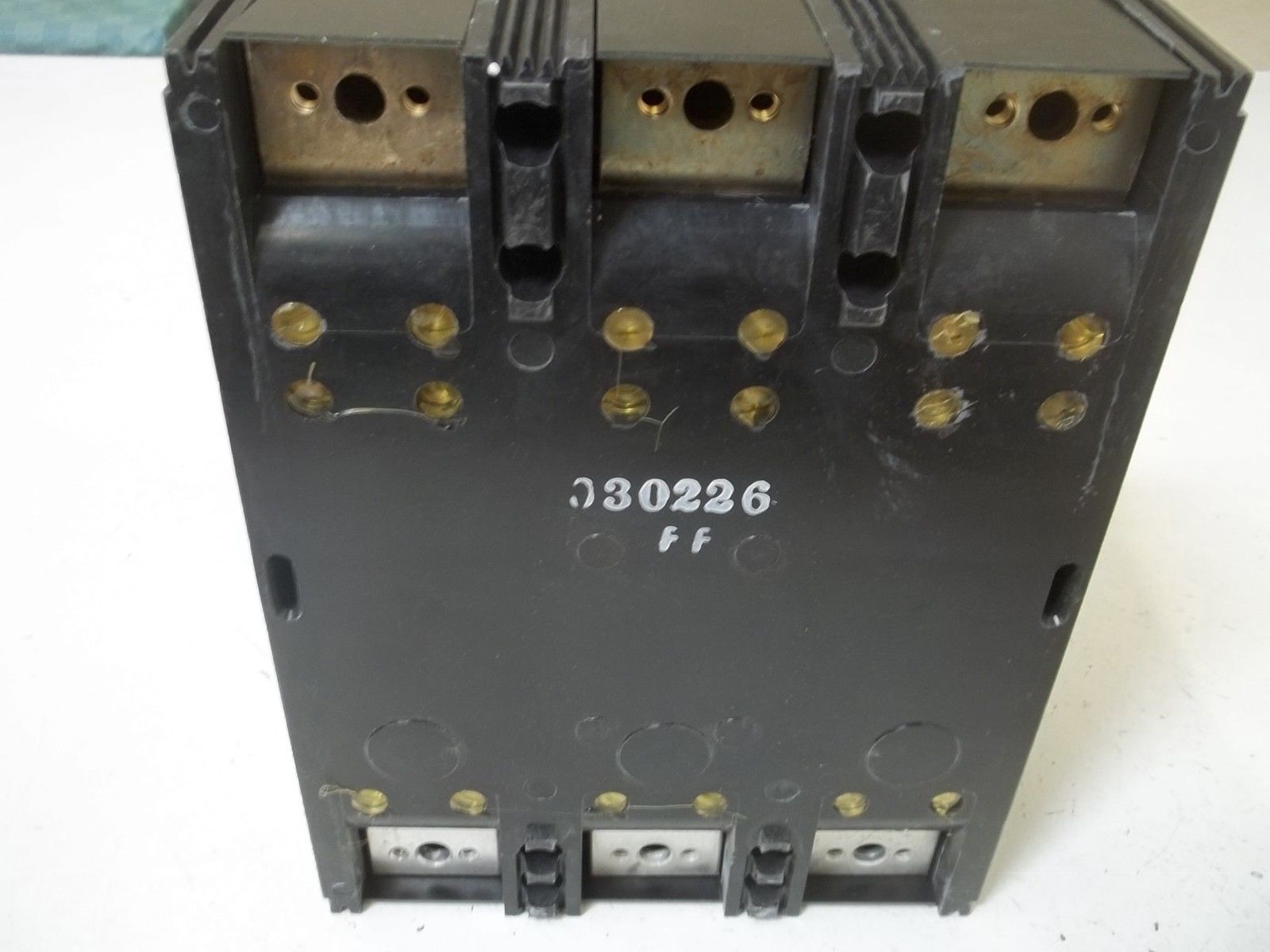 CUTLER HAMMER HLA3600F  UNMP