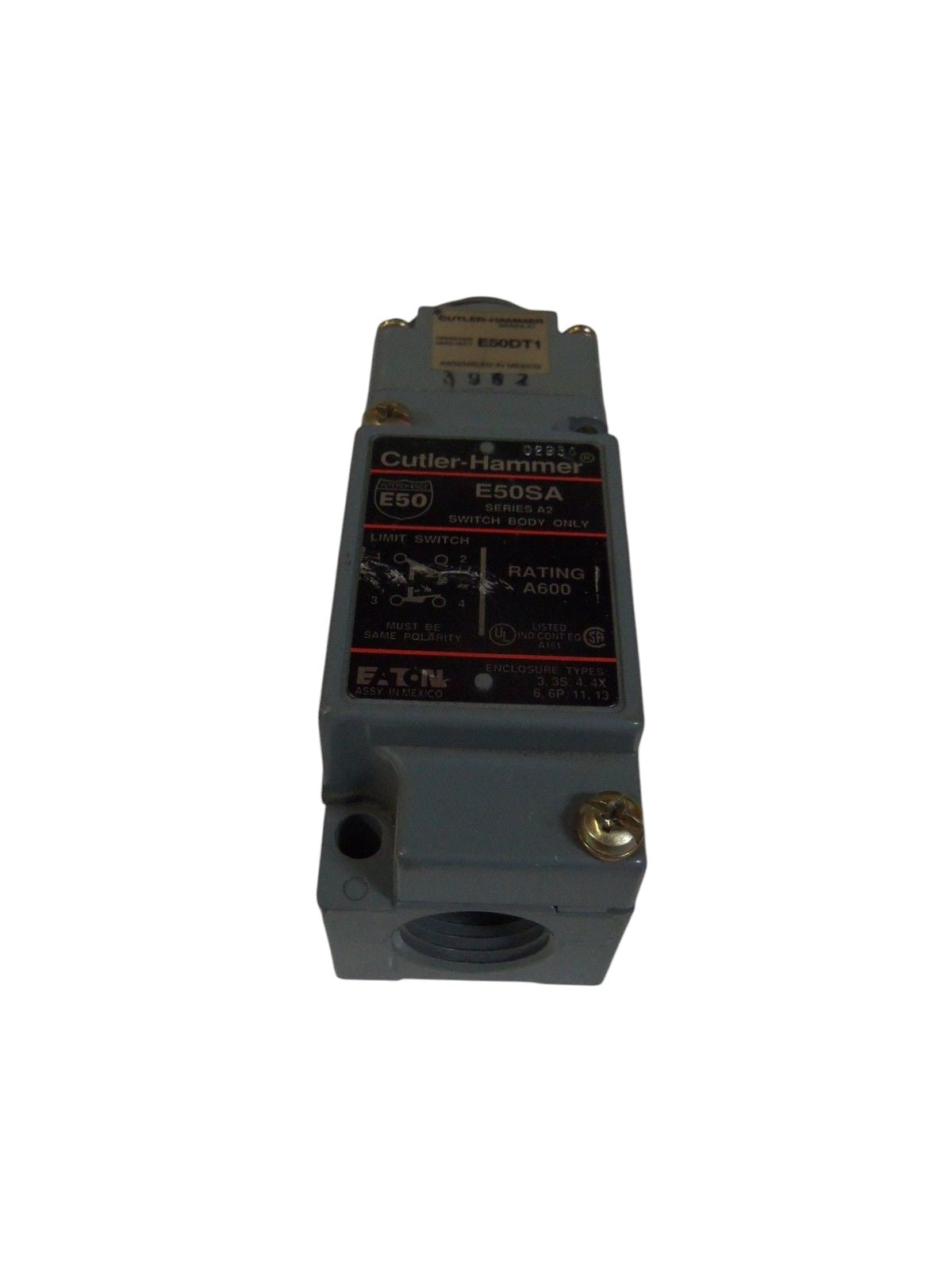 CUTLER HAMMER LIMIT SWITCH E50DT1 SERIES A1 UNMP