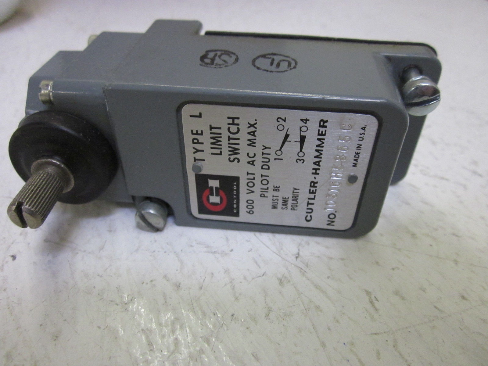 CUTLER HAMMER 10316H5865C (AS PICTURED) UNMP