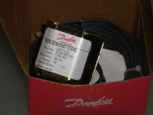 DANFOSS SOLENOID COIL 018Z760100 *NEW*