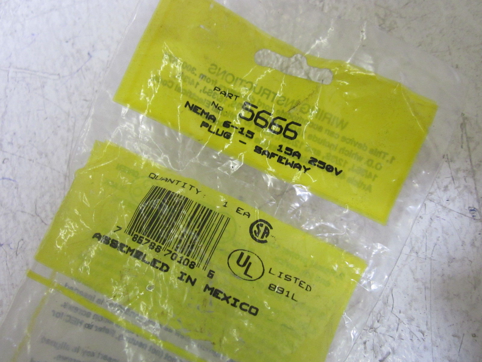 DANIEL WOODHEAD 5666 NEMA 6-15 15A 250V PLUG NSMP