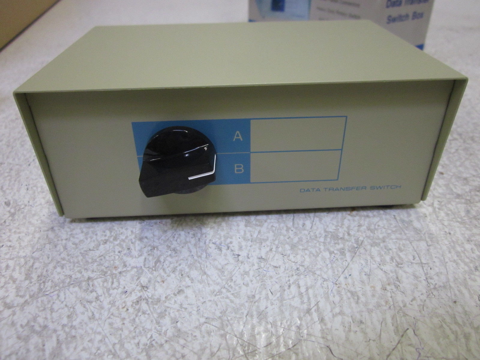 DATA SHARING DEVICE DW-HD15AB MANUAL DATA SWITCH BOX NSMP