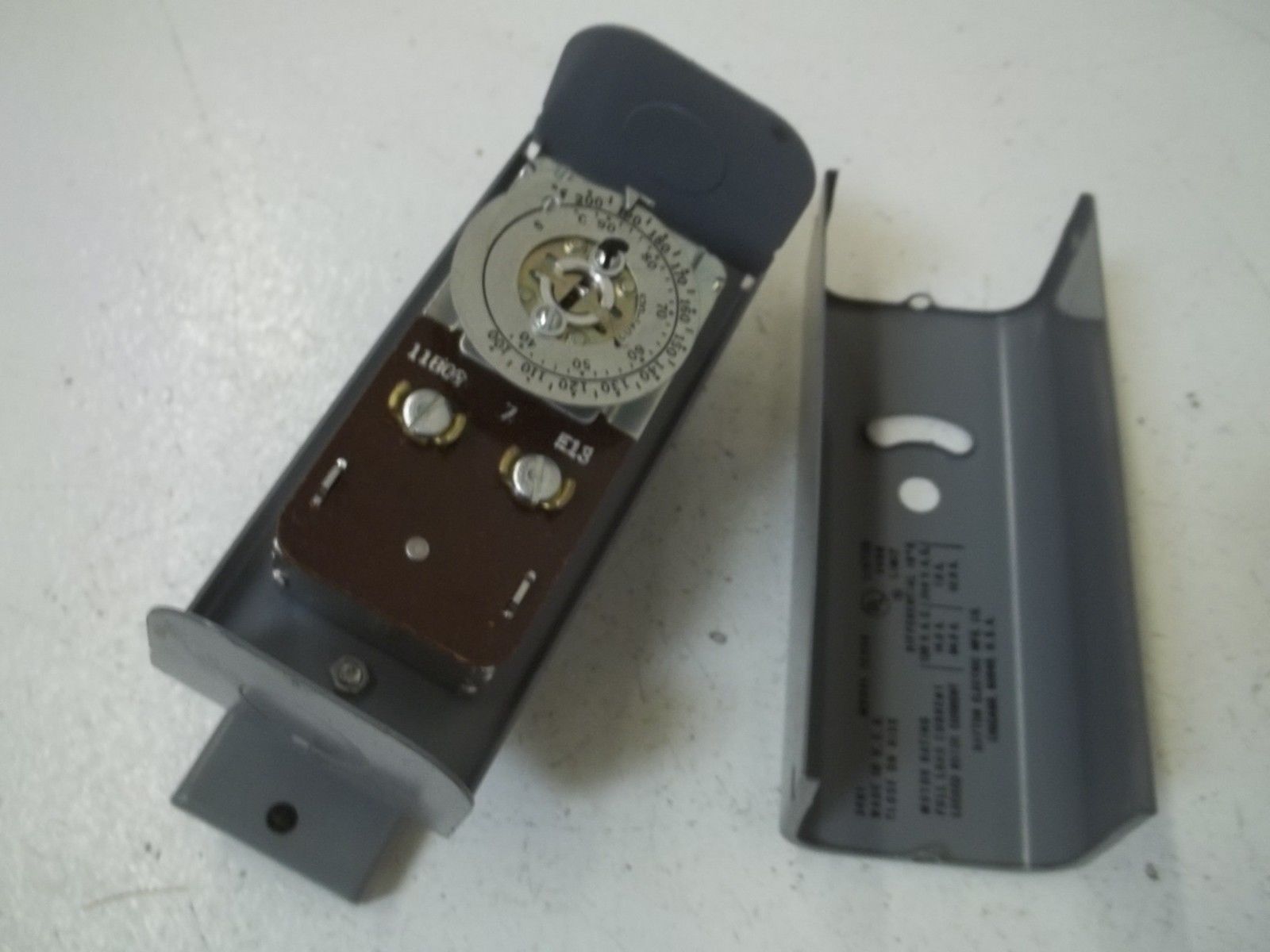 DAYTON 2E350 HOT WATER CONTROL UNMP
