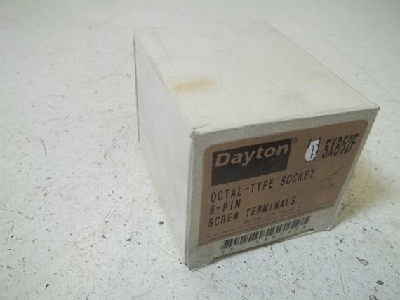 DAYTON 5X852F RELAY SOCKET *NEW IN BOX*