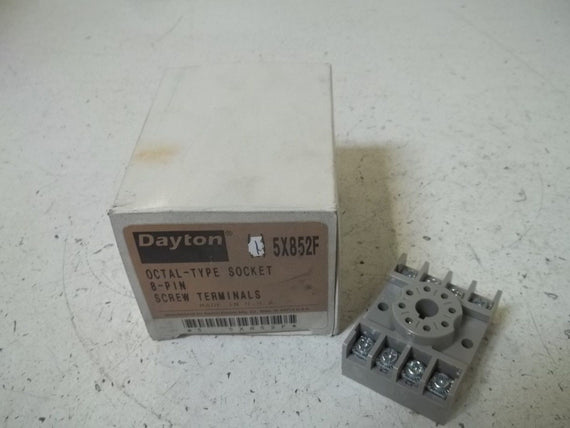 DAYTON 5X852F RELAY SOCKET *NEW IN BOX*