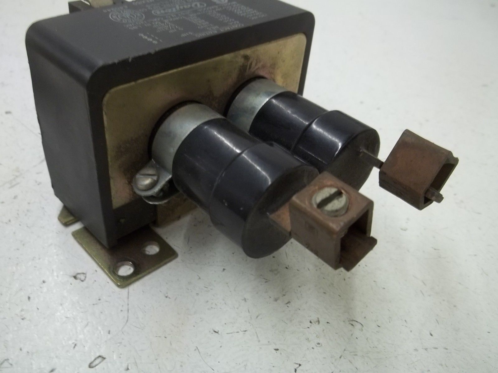 DAYTON 6X600A CONTACTOR  UNMP