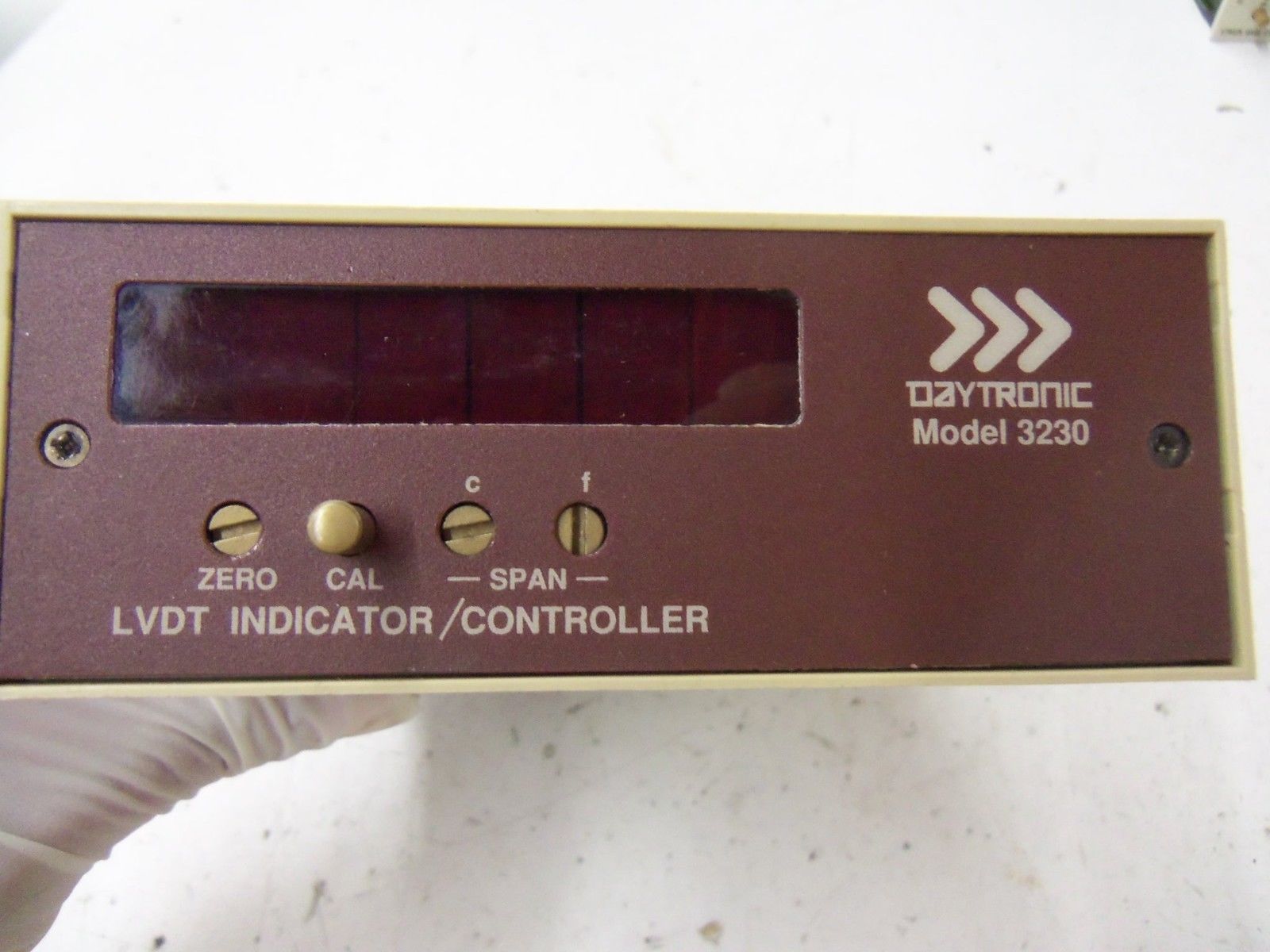 DAYTRONIC 3230 UNMP
