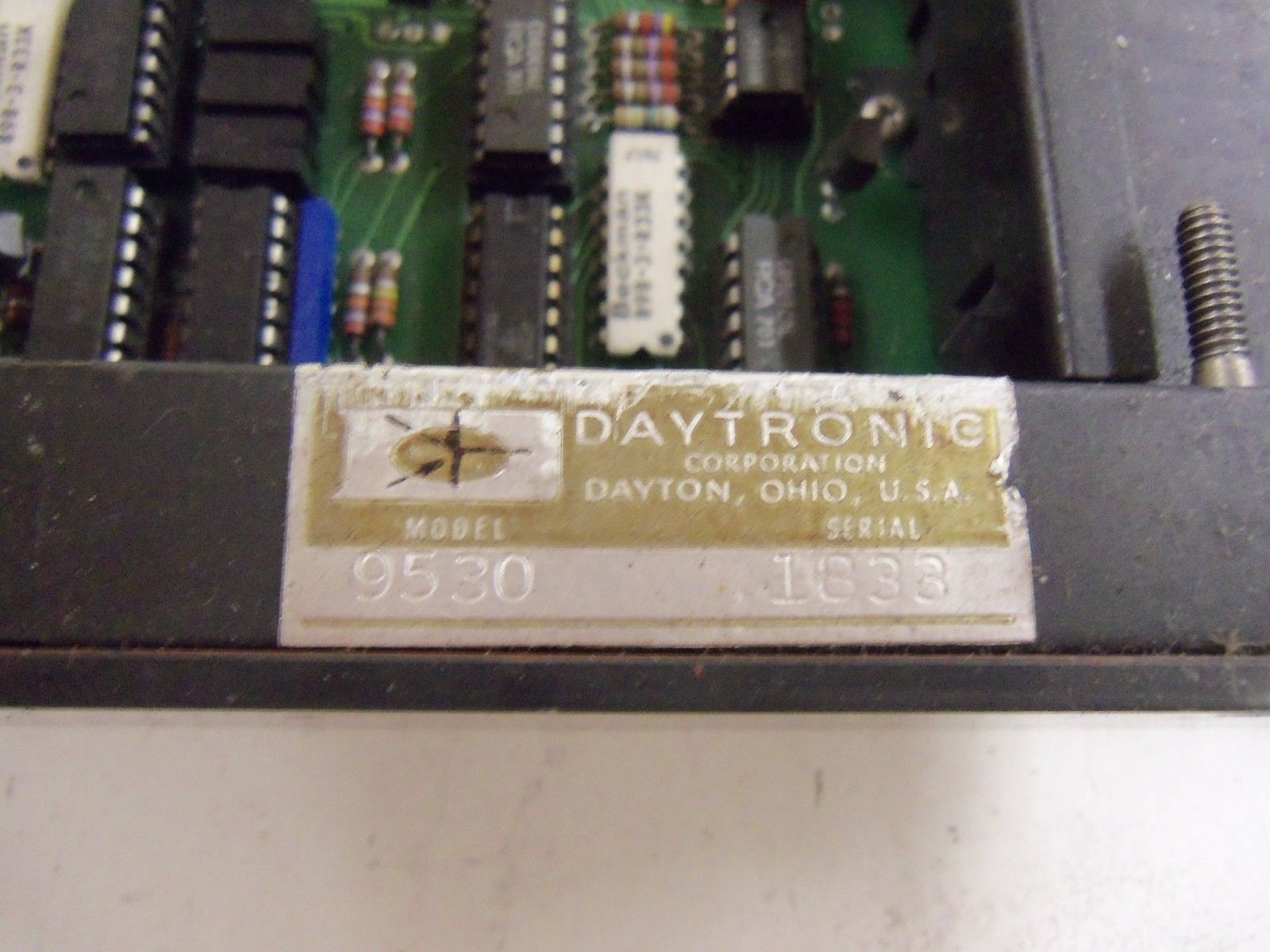 DAYTRONIC 9530 UNMP