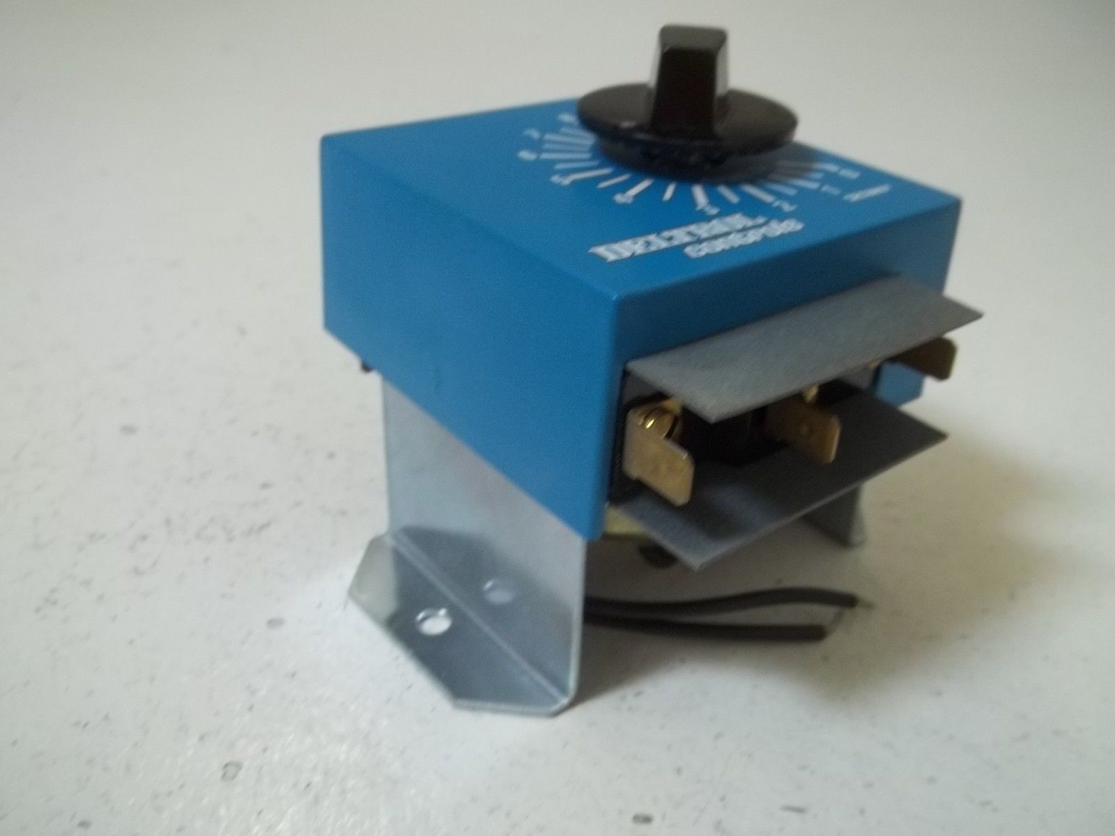 DELTROL CONTROLS 46396-81 MODEL 701-00B CLUTCH SOLENOID 120VAC NSMP