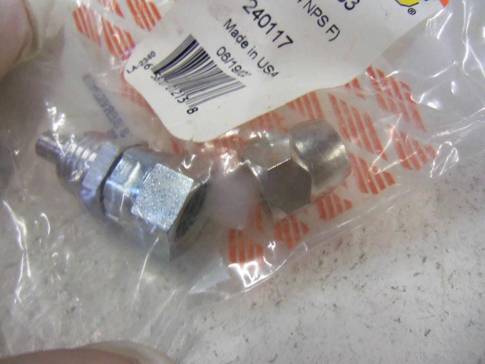 DEVILBISS FITTINGS P-HC-4733 (ORANGE BAG) HOSE CONNECTOR  NSMP