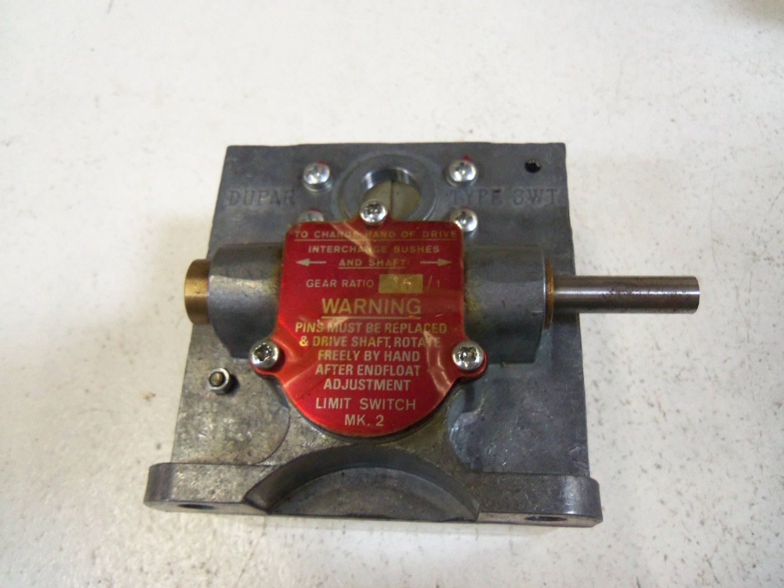 DEWHURST LIMIT SWITCH S.W.T 600V (BEIGE) UNMP