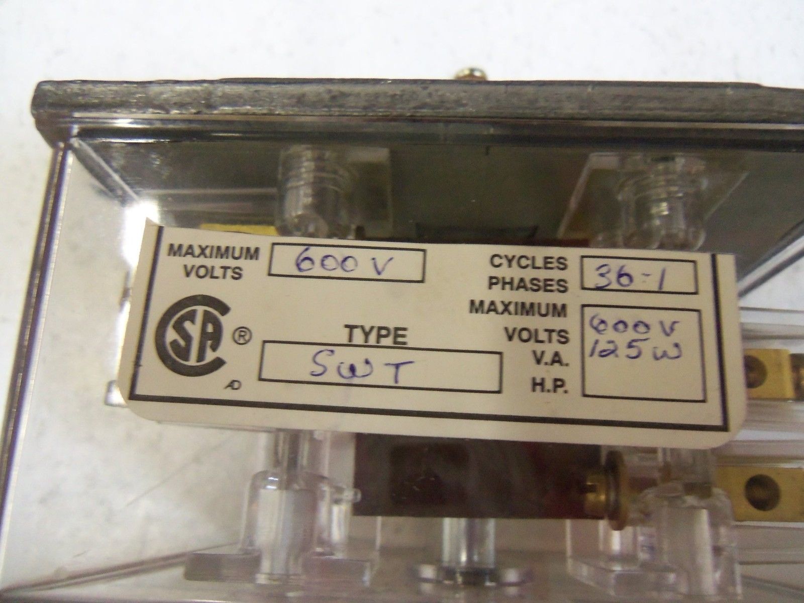 DEWHURST LIMIT SWITCH S.W.T 600V (CLEAR) UNMP