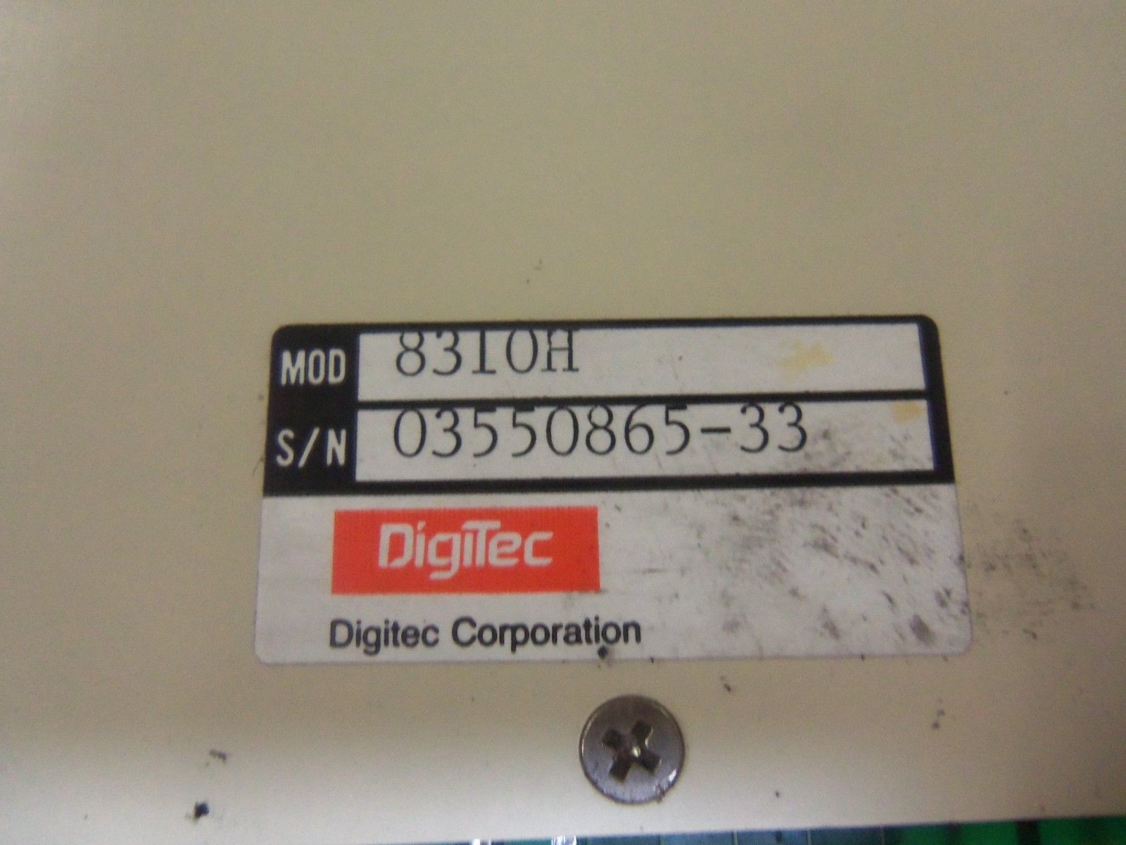 DIGITEC 8310H DIGITAL PANEL CONTROLLER UNMP