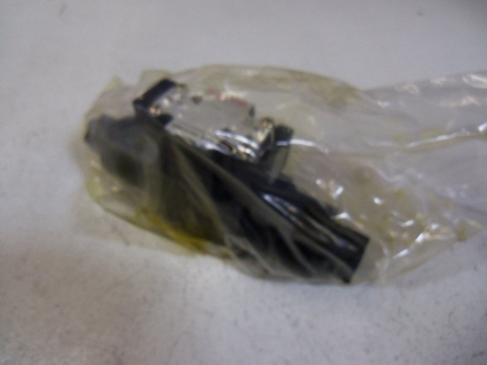 DOFLUID HYDRAULIC VALVE DFB-02-3C2-A120-35-3F (AS PICTURED)  NSMP