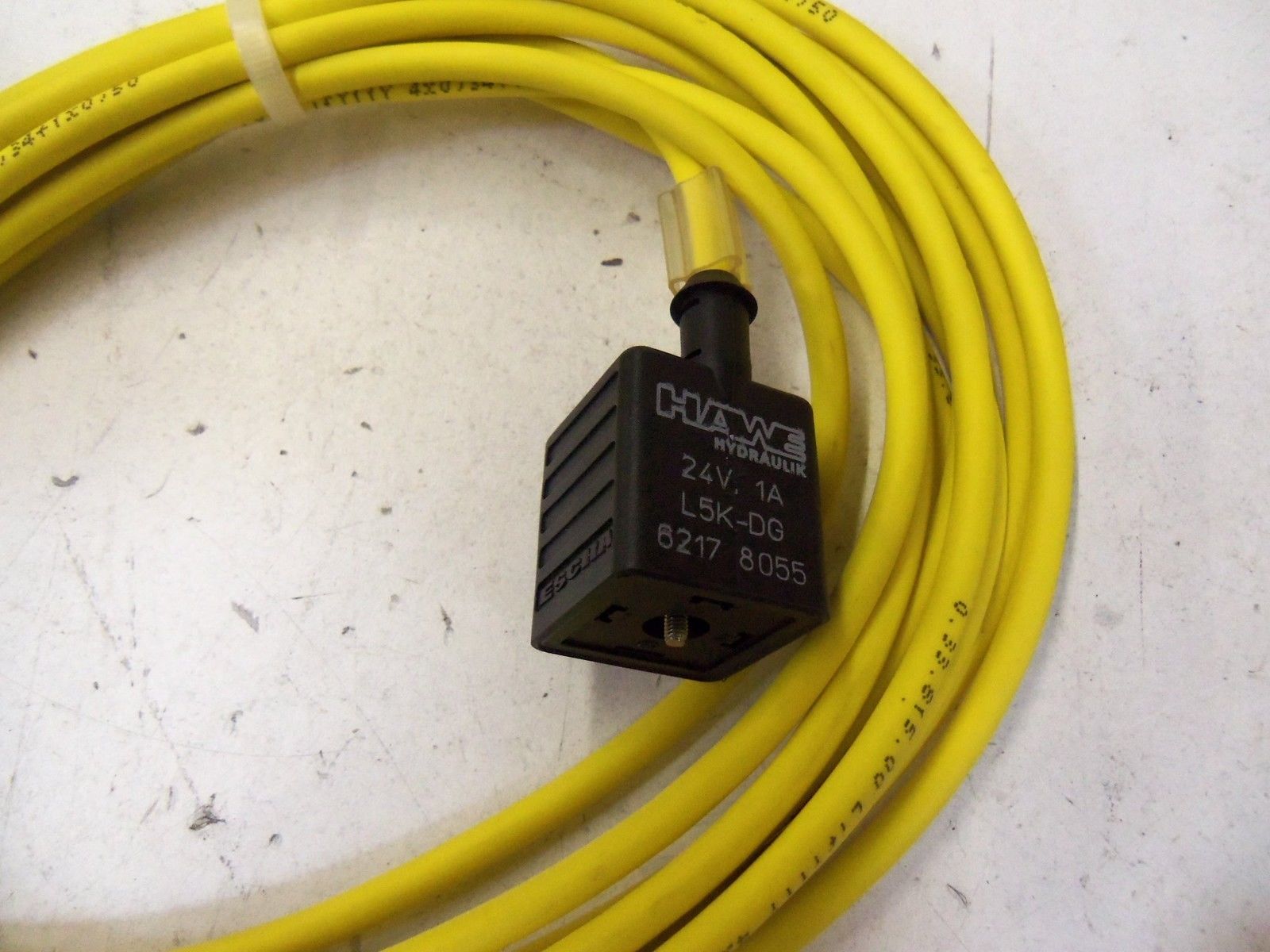 DRUCKSCHALTERSTECKER L86729-99048 *USED*