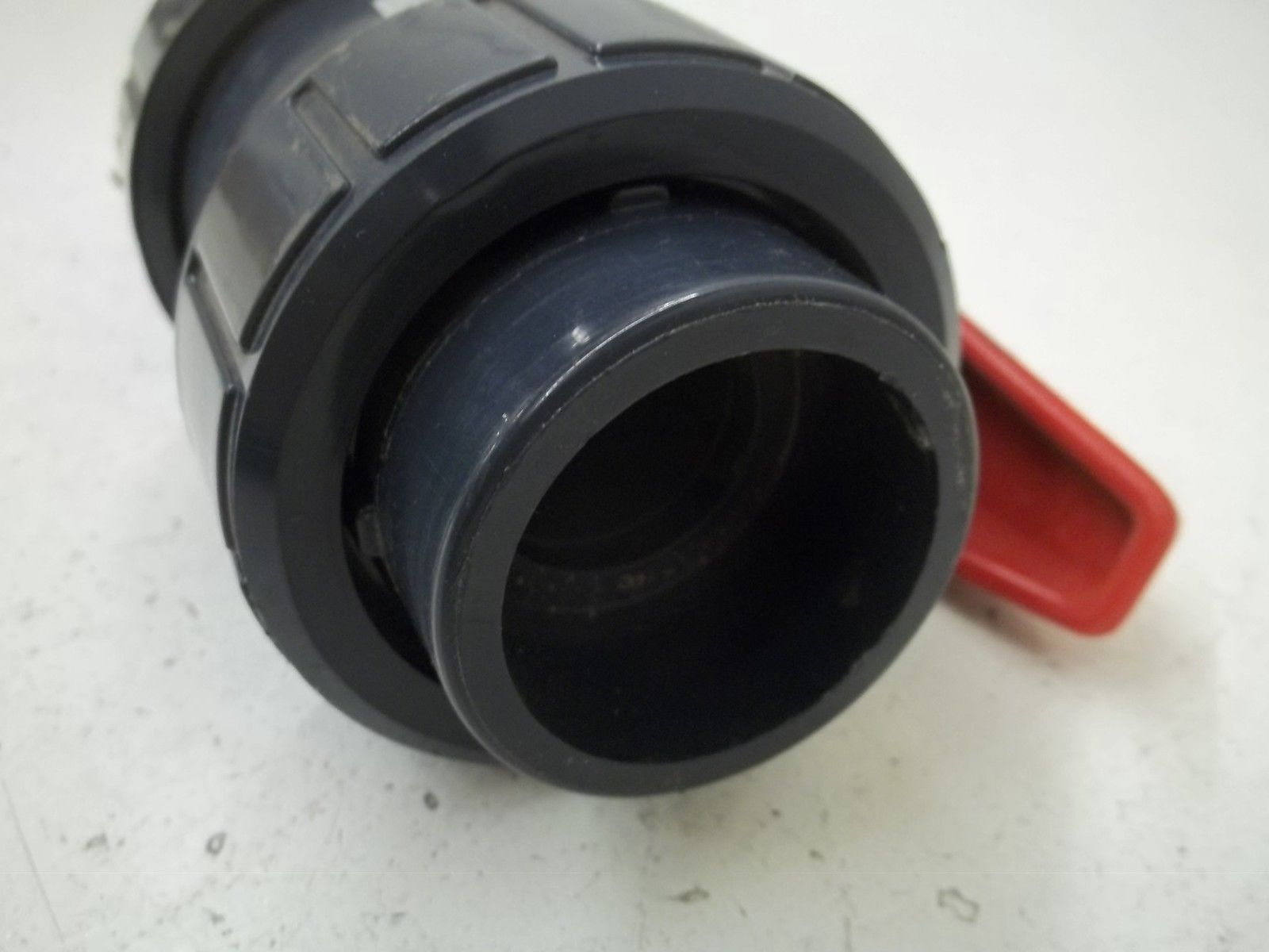 DUO-BLOC 1 1/4 PVC BALL VALVE UNMP