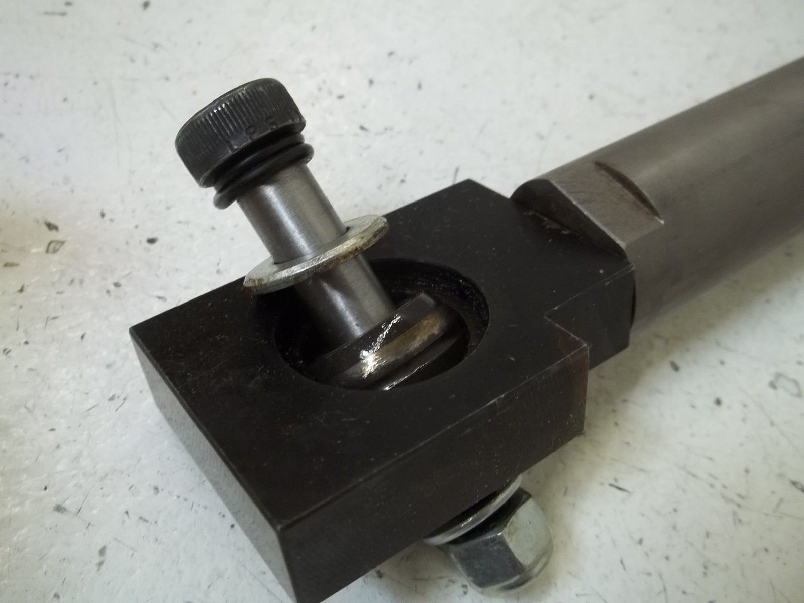 DURBAL BRTF12L ROD END BEARINGS UNMP