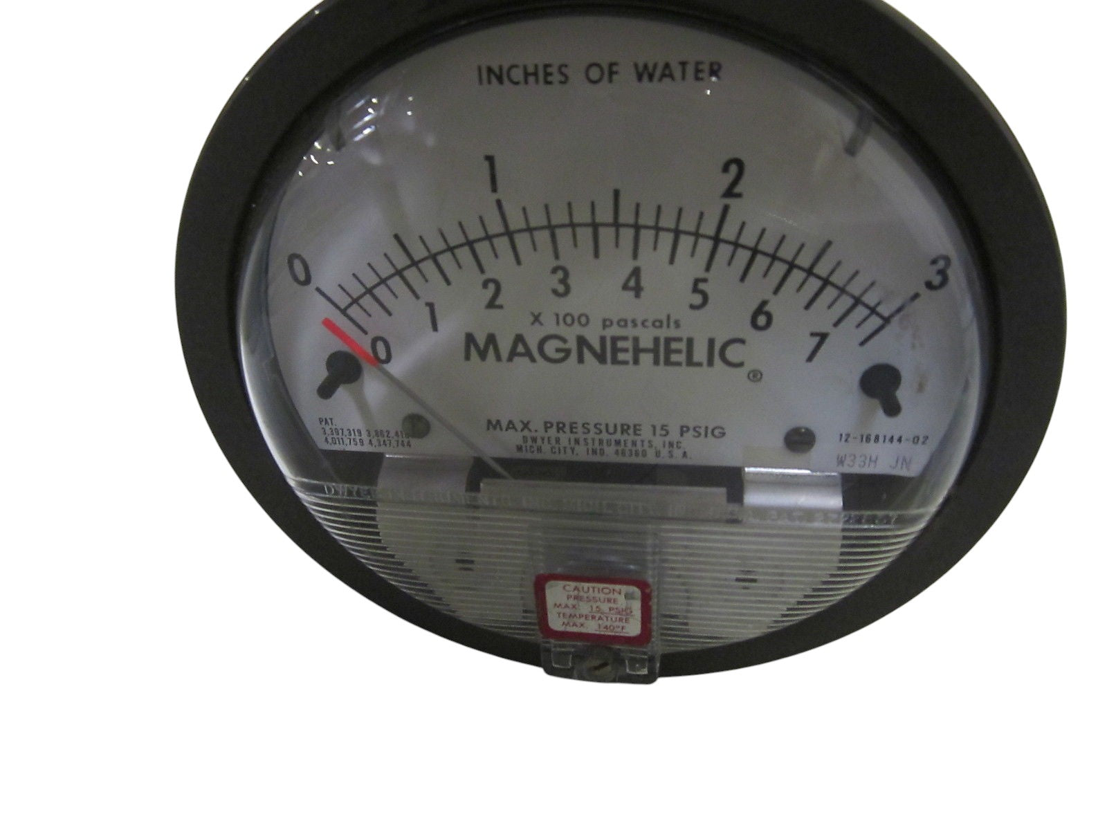 DWYER 12-168144-02 PRESSURE GAUGE 0-3 IN. OF WATER UNMP