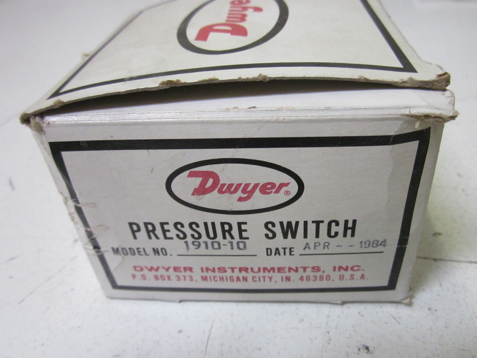 DWYER 1910-10 PRESSURE SWITCH UNMP