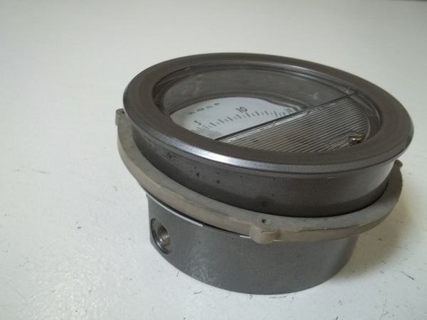 DWYER 2215C PRESSURE GAGE 0-15 NSMP