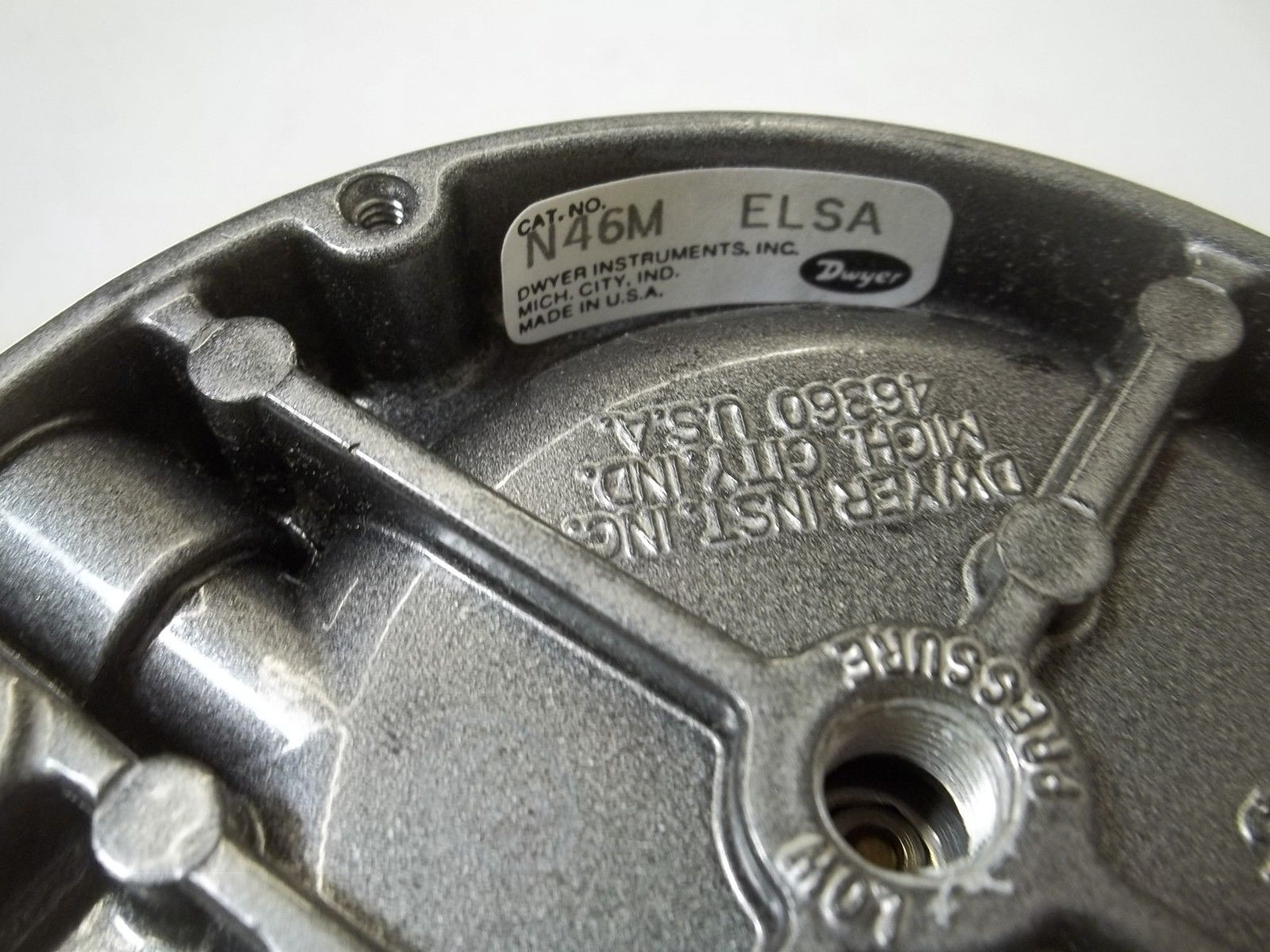 DWYER 3002MRS PHOTOHELIC  PRESSURE SWITCH/GAUGE 0-2PSIUNMP