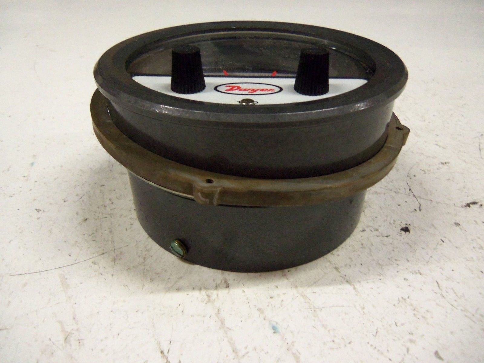 DWYER PHOTOHELIC 3010-LB PRESSURE GAUGE 0-10 W.C. NSMP